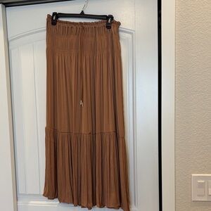 New Maison d’Amelie Elegant Brown Maxi Women's Skirt M Very Soft and Flowy